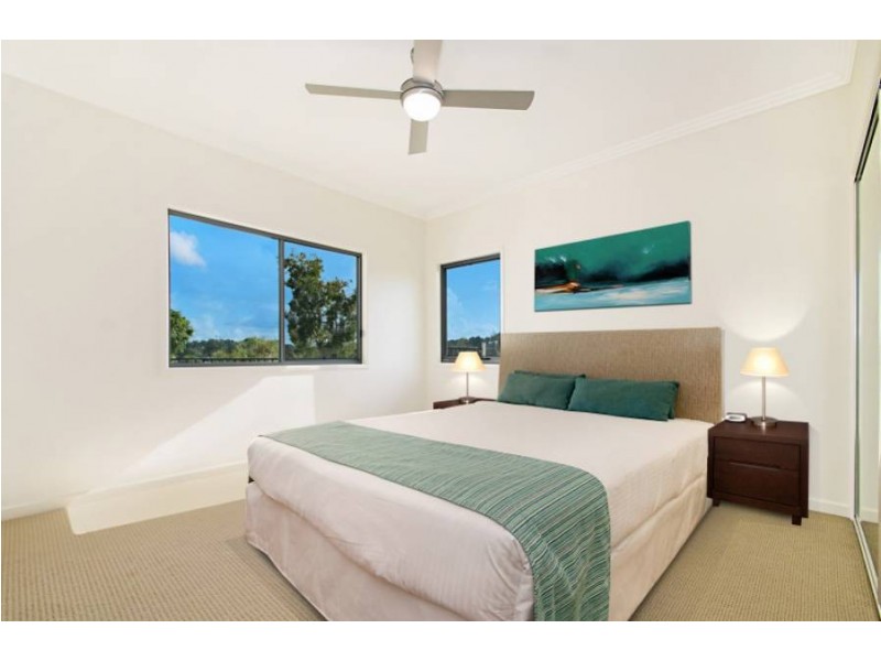 16 Teak Street, Maleny QLD 4552