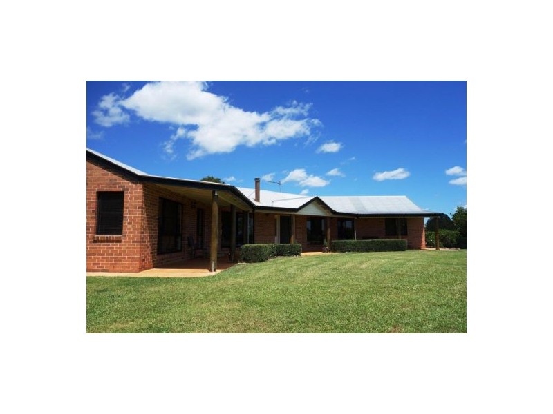 12 Brookhaven Court, Maleny QLD 4552