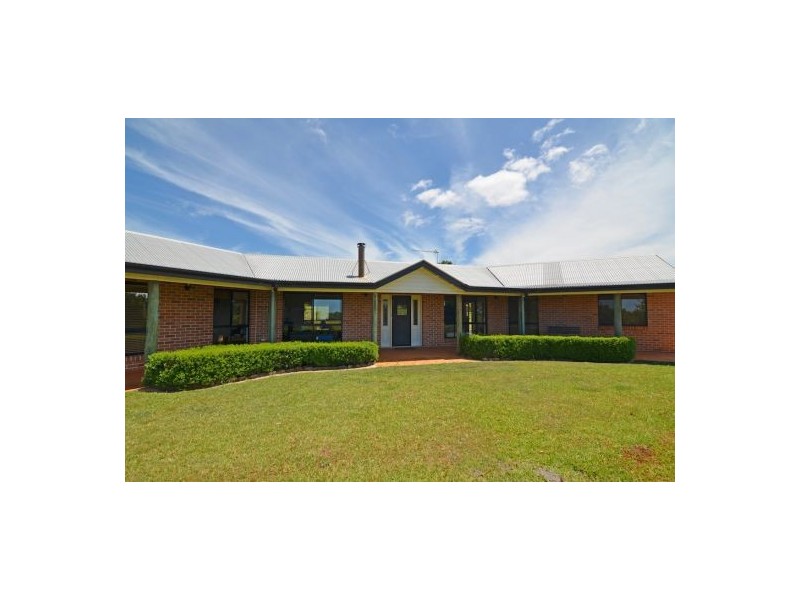 12 Brookhaven Court, Maleny QLD 4552