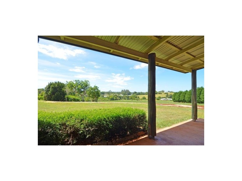 12 Brookhaven Court, Maleny QLD 4552