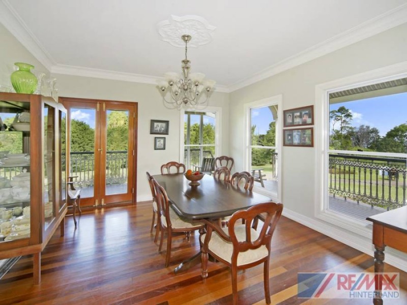614 Mountain View Road, Maleny QLD 4552