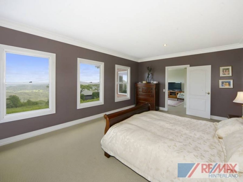 614 Mountain View Road, Maleny QLD 4552