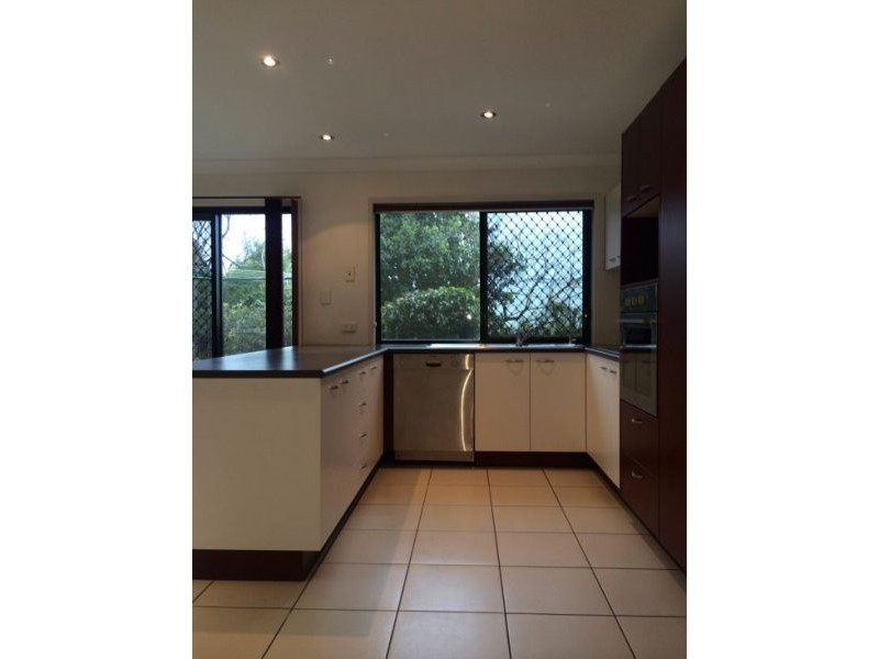 2a Curlew Court, Maleny QLD 4552