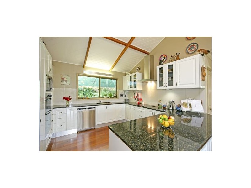 162 Ruddle Drive, Maleny QLD 4552