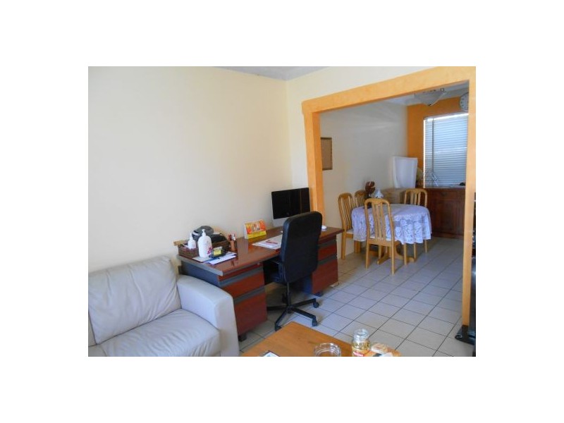 2/112 Wattle Avenue, Carramar NSW 2163