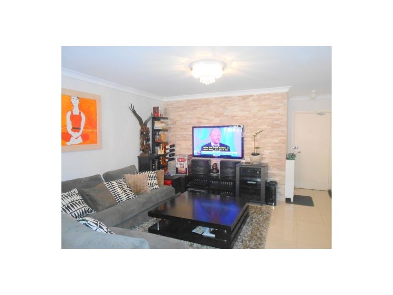 6 /13- 15 Cairds Ave, Bankstown NSW 2200