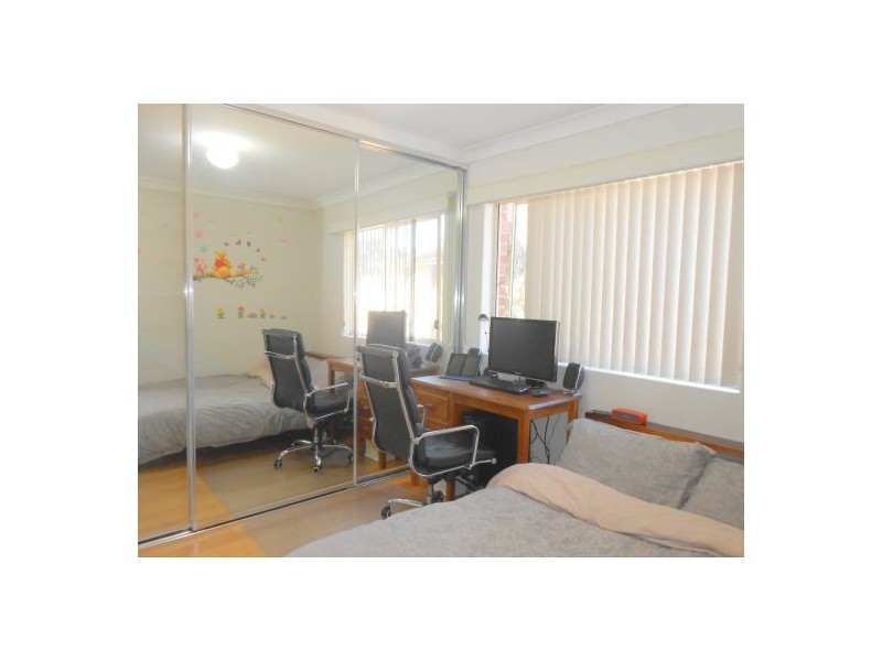 6 /13- 15 Cairds Ave, Bankstown NSW 2200