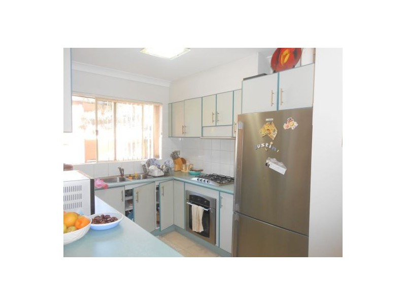 6 /13- 15 Cairds Ave, Bankstown NSW 2200