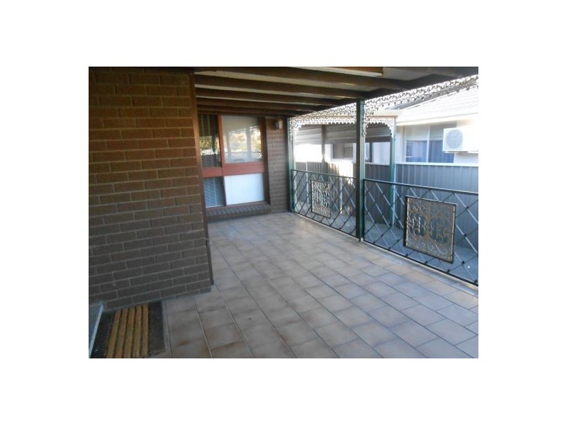 33 Caroline Street, Guildford NSW 2161