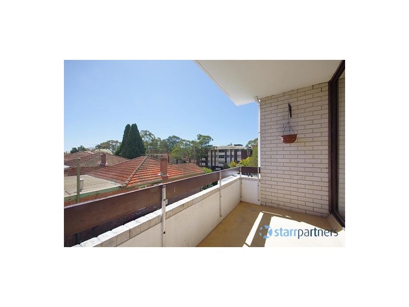 4/140 Chapel Road South, Bankstown NSW 2200