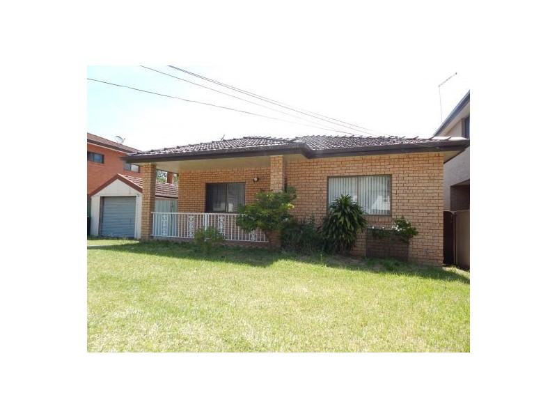 102 Cooper Road, Birrong NSW 2143