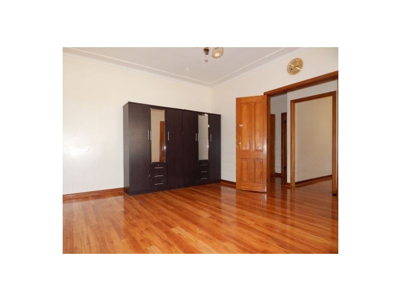 102 Cooper Road, Birrong NSW 2143