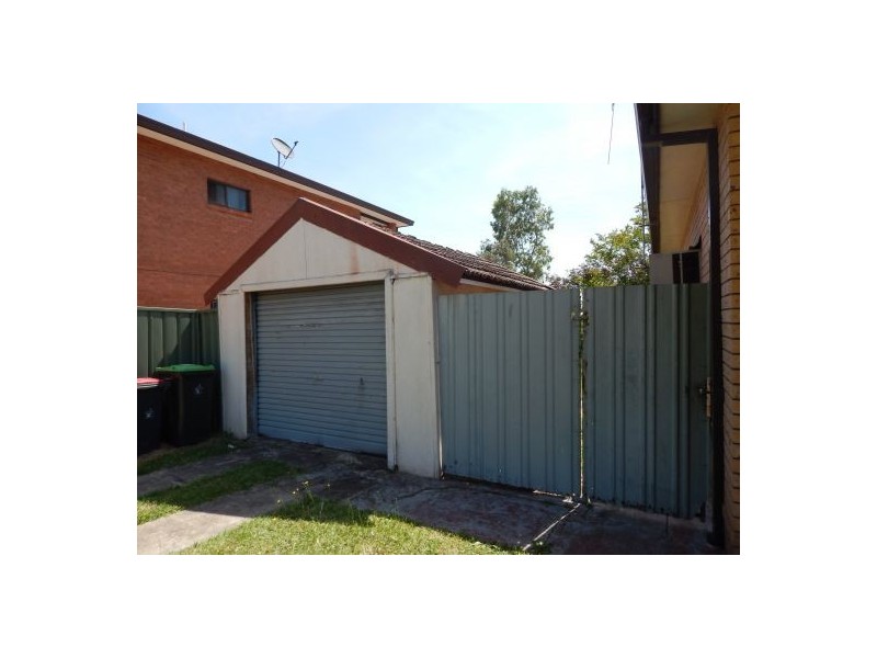 102 Cooper Road, Birrong NSW 2143