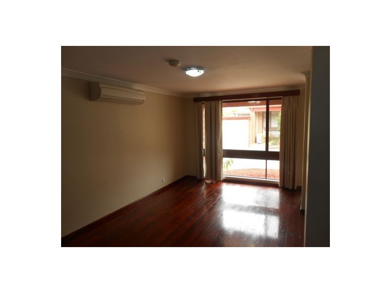 7/5 Amaranthus Place, Macquarie Fields NSW 2564