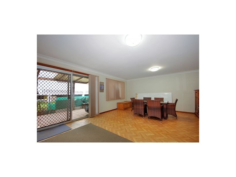 30 Larien Crescent, Birrong NSW 2143