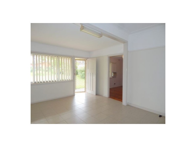 82 Rosina Street, Fairfield NSW 2165