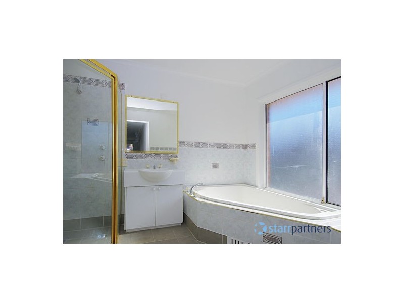 6 Duke Close, Green Valley NSW 2168