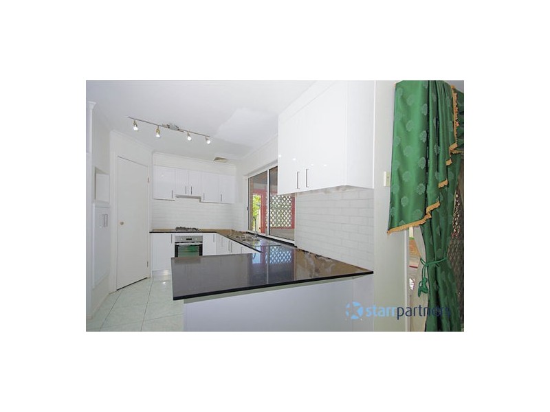 6 Duke Close, Green Valley NSW 2168