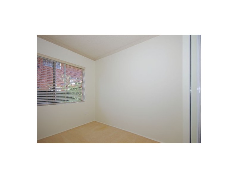 2/30 Graham Rd, Narwee NSW 2209