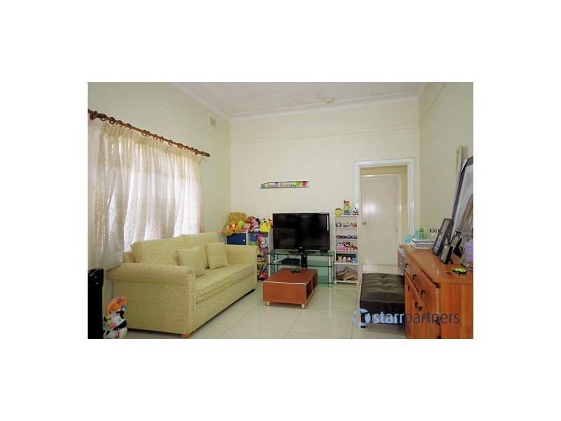 18 Brandon Ave, Bankstown NSW 2200