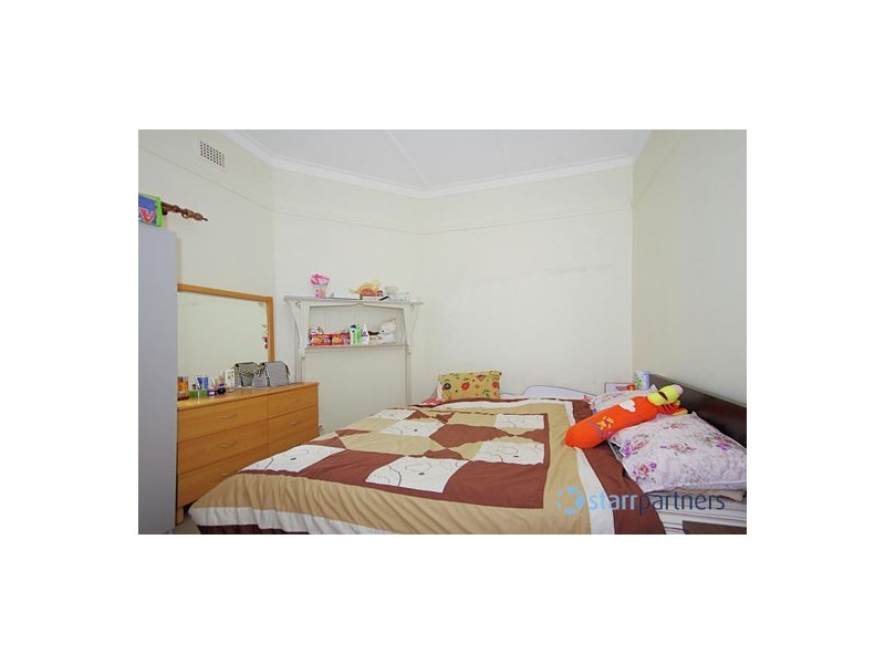 18 Brandon Ave, Bankstown NSW 2200