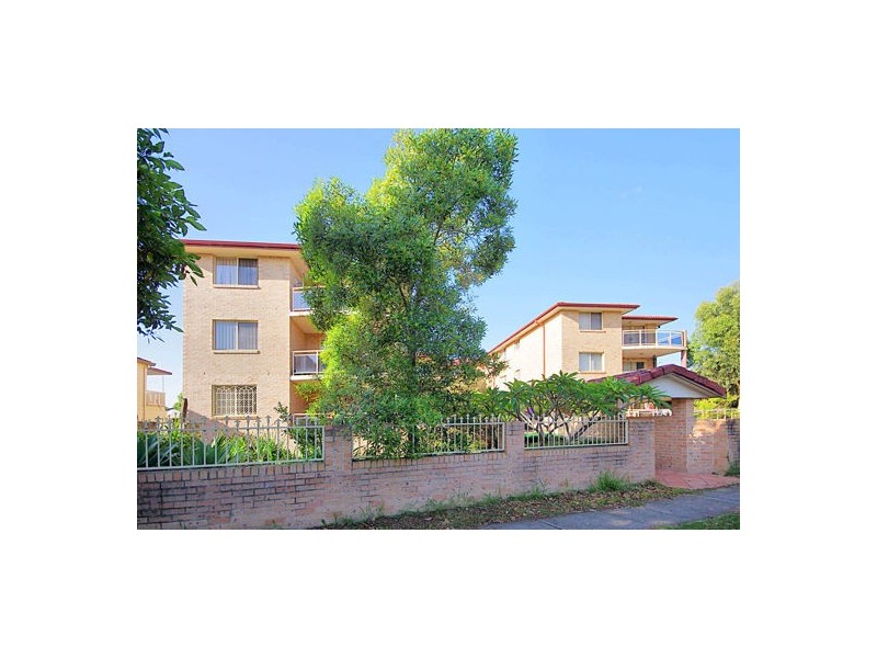 7/4-8 Cambridge Avenue, Bankstown NSW 2200