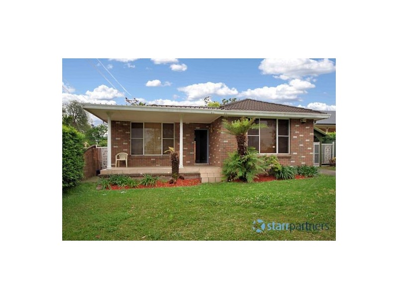 18 Haig Ave, Georges Hall NSW 2198