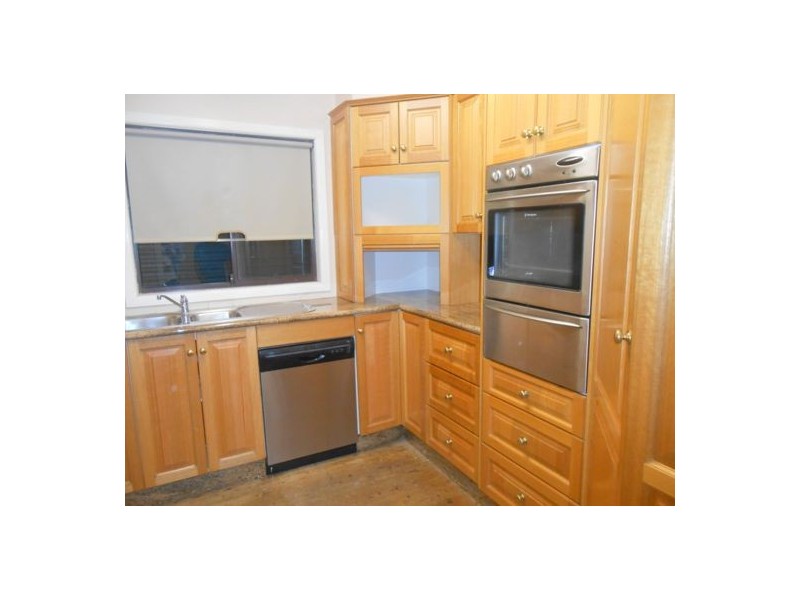 8 Gray Cres, Yagoona NSW 2199