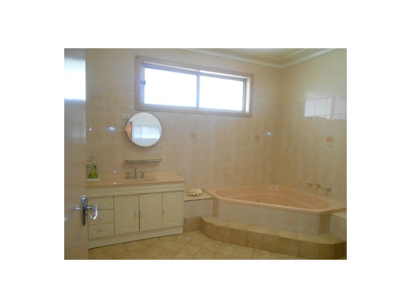 9 Clarke Street, Bass Hill NSW 2197