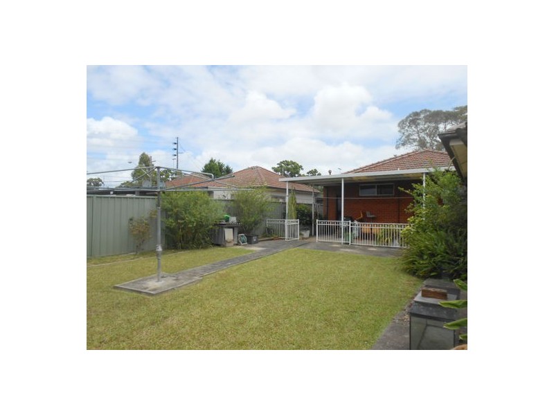 9 Clarke Street, Bass Hill NSW 2197
