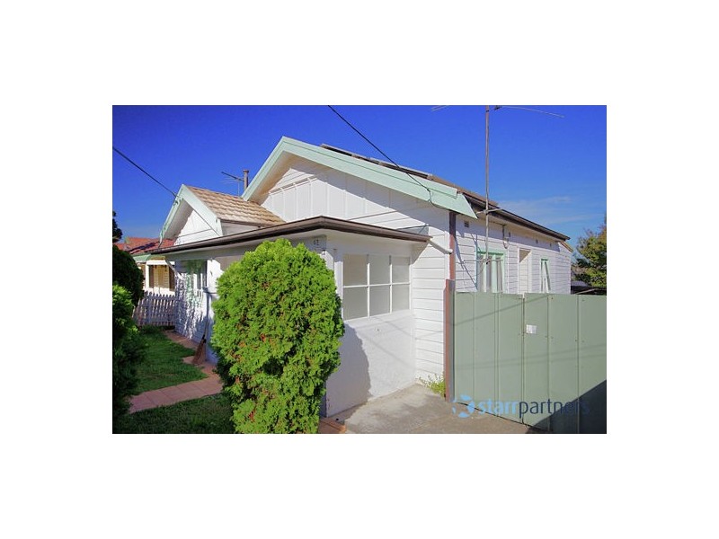 42 Woodbine Street, Yagoona NSW 2199