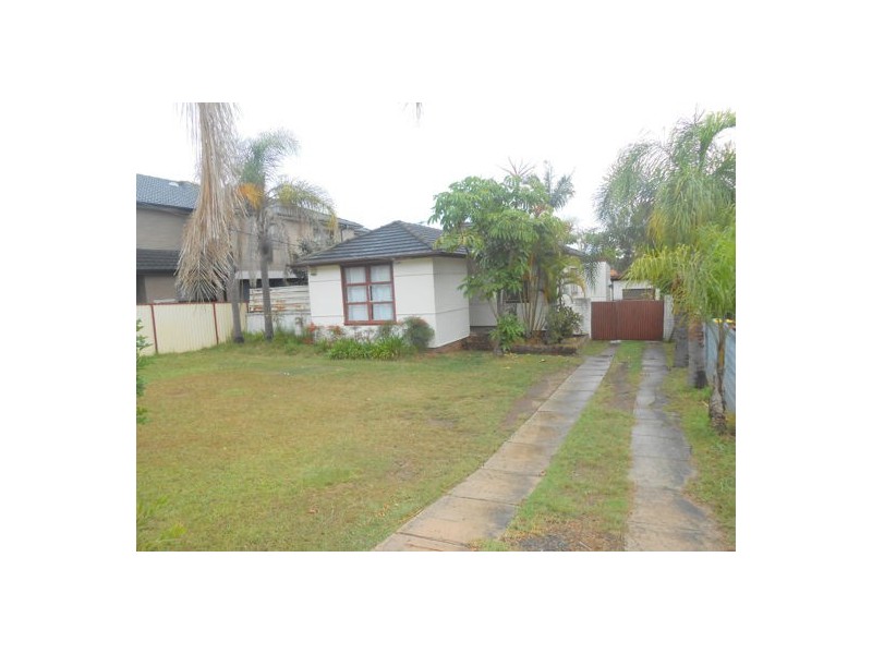 20 Saurine Street, Bankstown NSW 2200