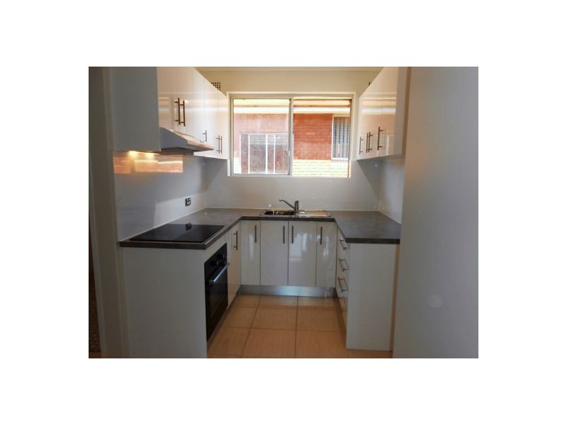 9/94 Sproule St, Lakemba NSW 2195