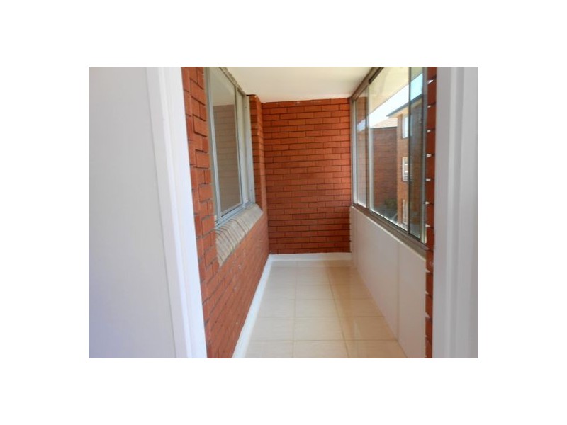 9/94 Sproule St, Lakemba NSW 2195