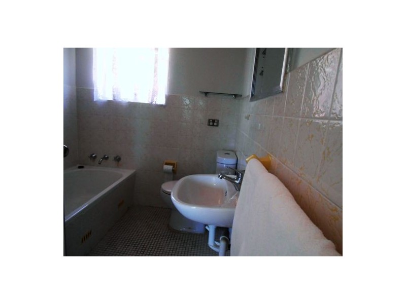 9/94 Sproule St, Lakemba NSW 2195