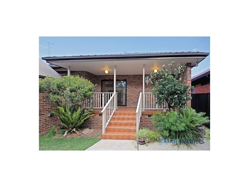 127 Griffiths Ave, Bankstown NSW 2200