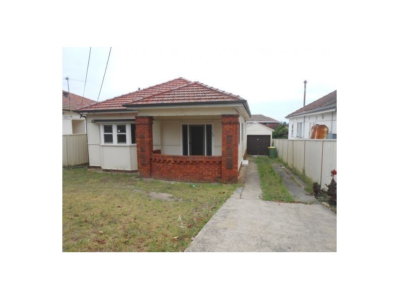 312 Auburn Rd, Yagoona NSW 2199