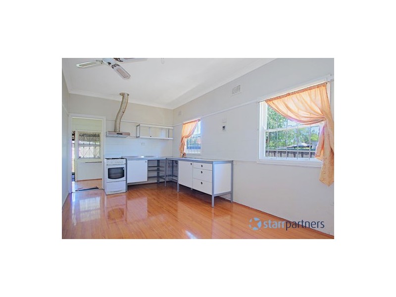 9 Elaine Street, Regents Park NSW 2143