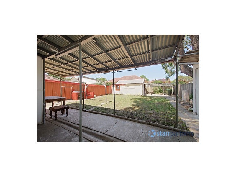 9 Elaine Street, Regents Park NSW 2143