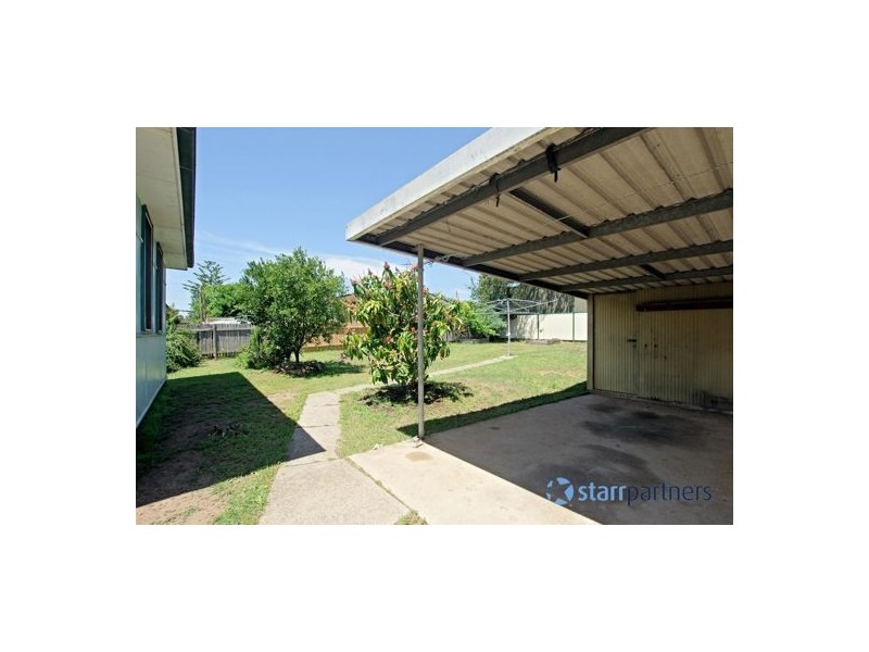 20 Hinkler Ave, Warwick Farm NSW 2170