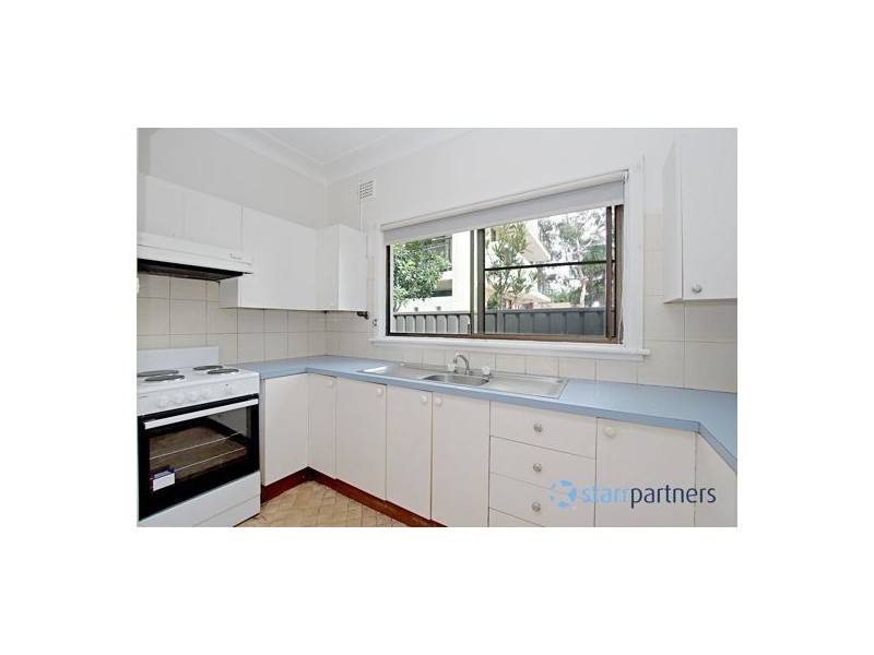 10 Sydney Road, Warwick Farm NSW 2170