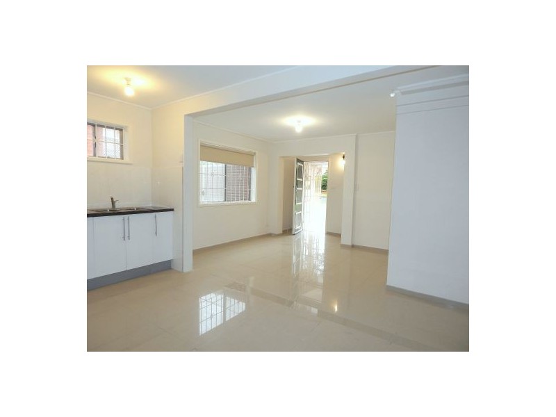 10 Pobje Ave, Birrong NSW 2143