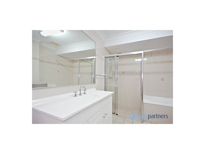 15/12 Dellwood St, Bankstown NSW 2200