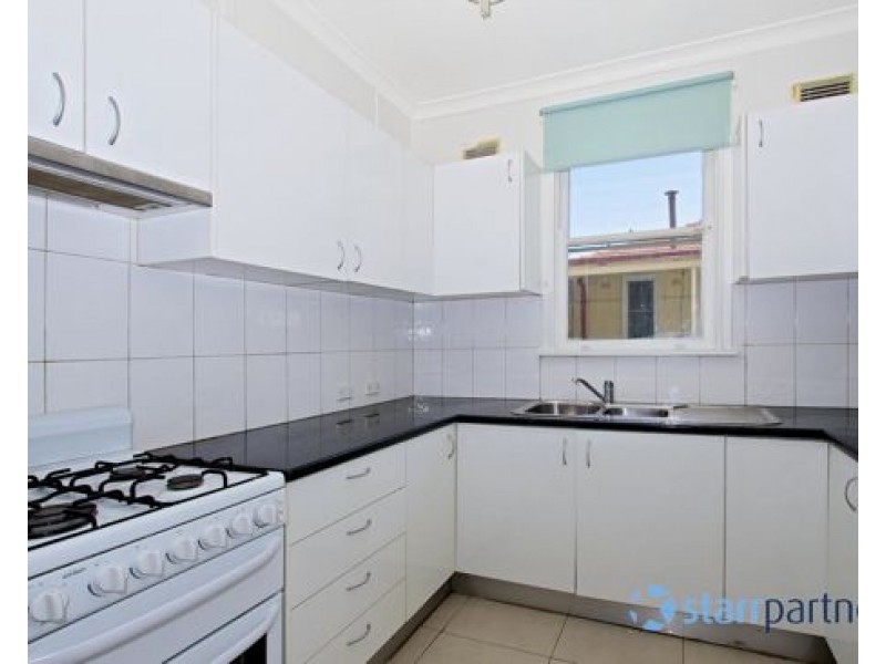 20 Hinkler Ave, Warwick Farm NSW 2170