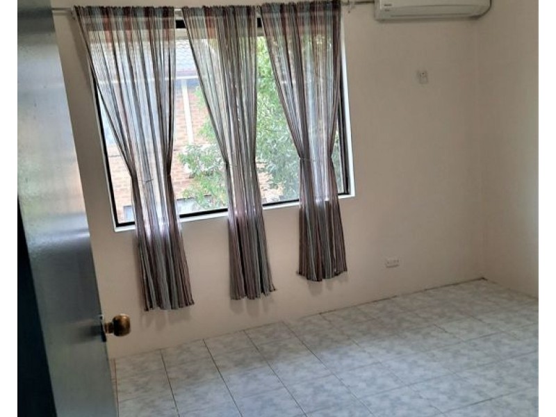 4/112 Longfield Street, Cabramatta NSW 2166