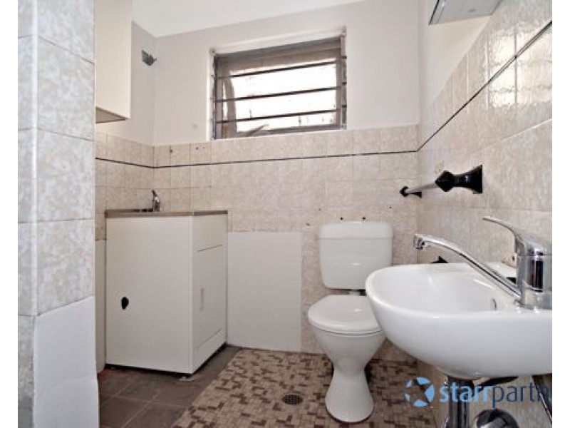 4/16 Willeroo Street, Lakemba NSW 2195