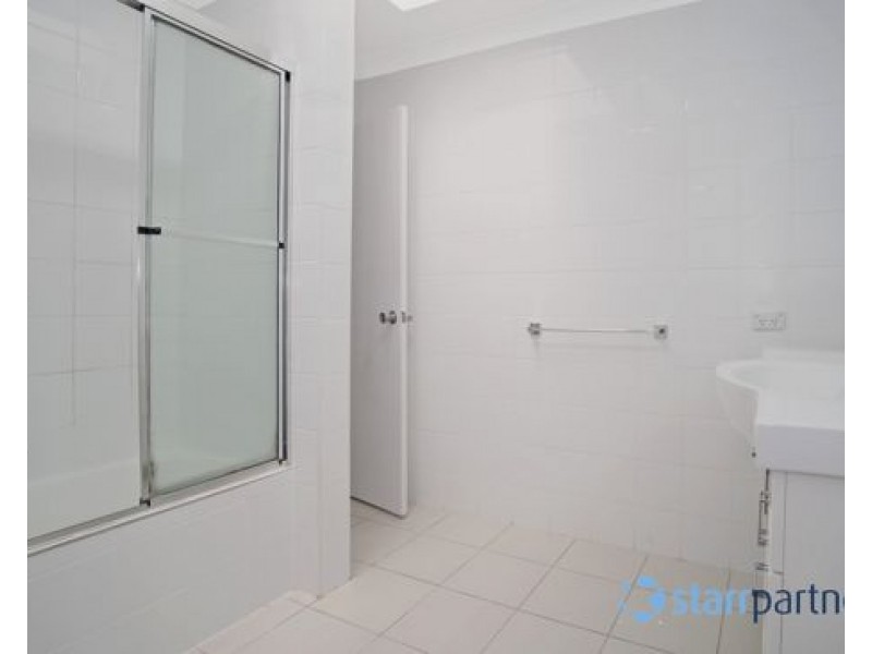 2/9 De Witt Street, Bankstown NSW 2200