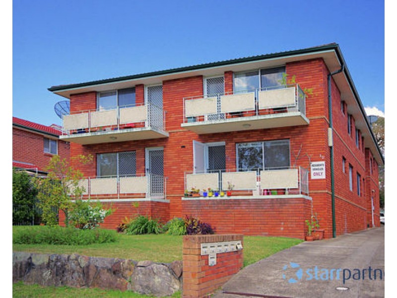 2/30 Graham Rd, Narwee NSW 2209