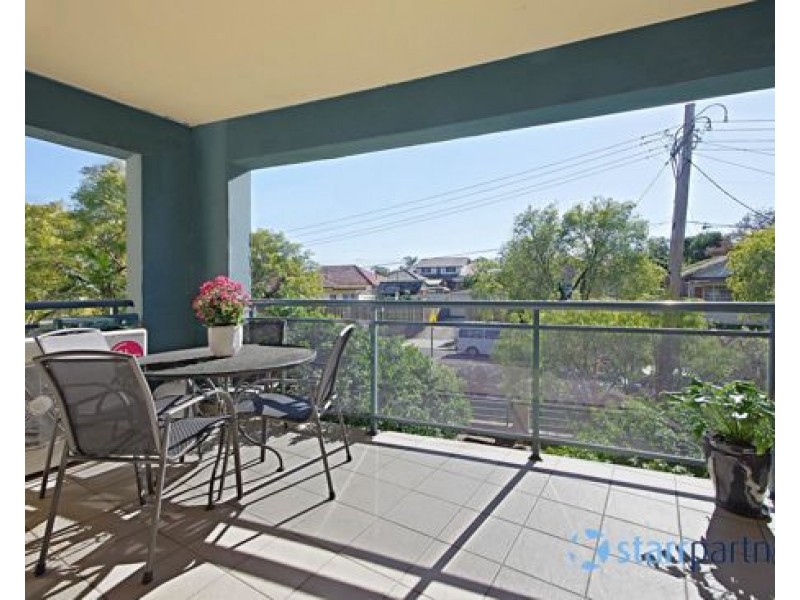 6/182 Greenacre Road, Bankstown NSW 2200
