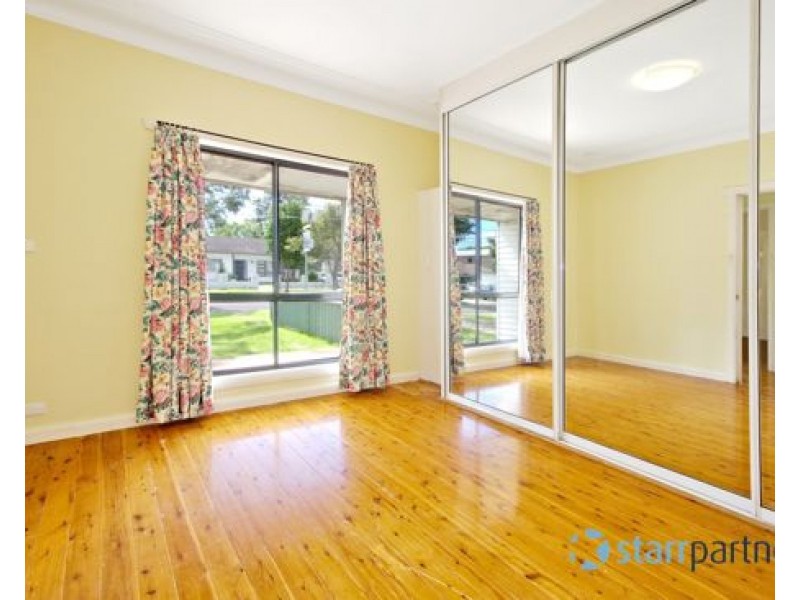 53 Beale St, Georges Hall NSW 2198